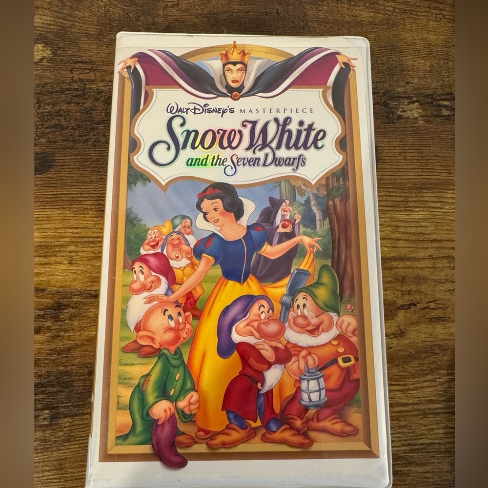 Snow White and the Seven Dwarfs (VHS, 1994)